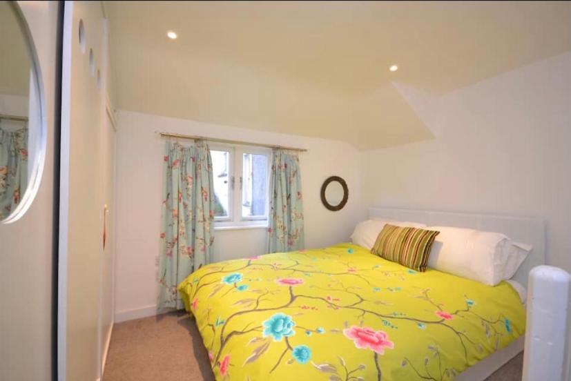 Compact, Central Apartment, Dog Friendly. Kingsbridge  Luaran gambar