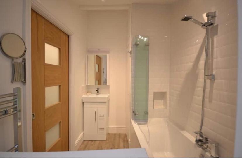 Compact, Central Apartment, Dog Friendly. Kingsbridge  Luaran gambar